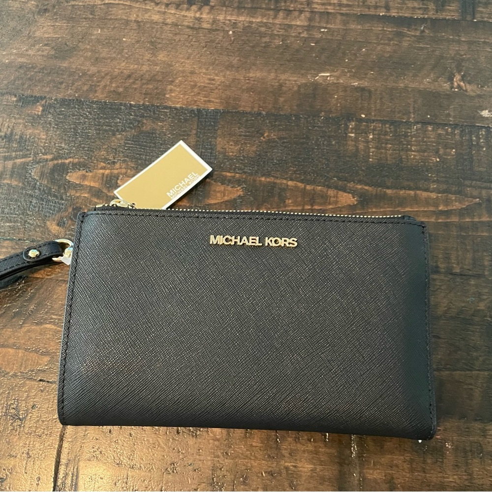 Michael Kors Black Leather large double zip wristlet Jet Set Travel